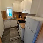 Ankica Blue Daire Peroj